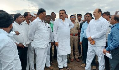 तलावाचे पाणी शेवटच्या  शेतकऱ्याला मिळण्यासाठी आवश्यक उपाययोजना करा*