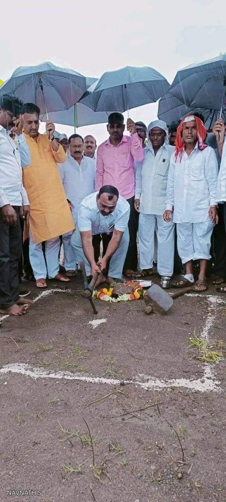 रांजणी येथे आ. प्रशांत परिचारक आ. समाधान आवताडे यांच्या हस्ते  पशुवैद्यकीय दवाखान्याचे भूमिपूजन