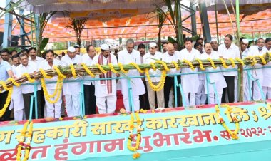 जिल्ह्यातील नुकसानीचे सरसकट पंचनामे करा नुकसानग्रस्त एकही शेतकरी मदतीपासून वंचित राहू नये