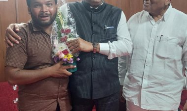 भाई नितीन काळे यांचे सामाजिक कार्य कौस्तुकापद भाजपा प्रदेशाध्यक्ष चंद्रशेखर बावनकुळे 