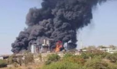 बार्शी तालुक्यातील पांगरी फटाके स्फोट प्रकरणातील वारसांना प्रत्येकी ५ लाख रुपये मंजूर.