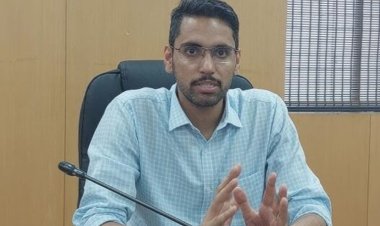 पंढरपूर येथे मराठा भवन बांधण्यासाठी जिल्हाधिकारी कुमार आशीर्वाद यांच्याकडून 5 कोटीच्या निधीस प्रशासकीय मान्यता