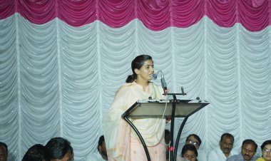 अभिजीत आबांना मतदान म्हणजेच शिवबाबांना मतदान  स्वरूपाराणी मोहिते-पाटील