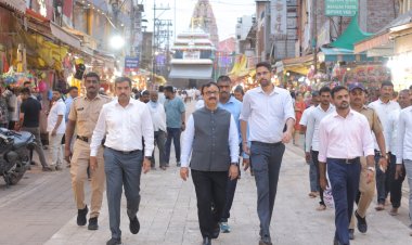 वाखरी पालखी तळ, भक्ती सागर, वाळवंट,पत्रा शेडची  विभागीय आयुक्त चंद्रकांत पुलकुंडवार यांच्याकडून पाहणी