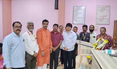 पत्रकारांना बरोबर घेऊनच विकास साधता येईल..महेश रोकडे. न. पा. मुख्याधिकारी