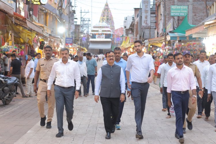 वाखरी पालखी तळ, भक्ती सागर, वाळवंट,पत्रा शेडची  विभागीय आयुक्त चंद्रकांत पुलकुंडवार यांच्याकडून पाहणी